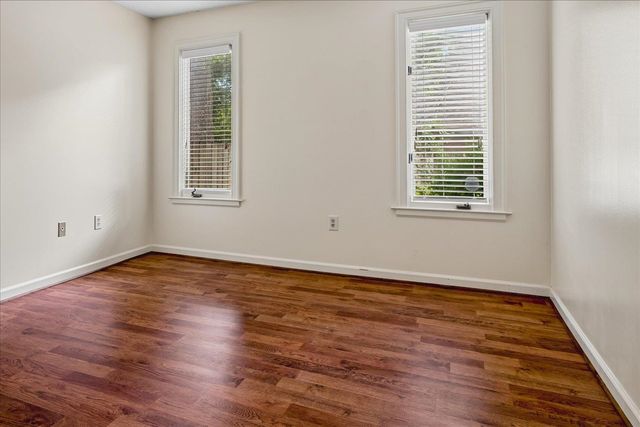 8685 CHRIS SUZANNE CIR, Memphis, TN 38018