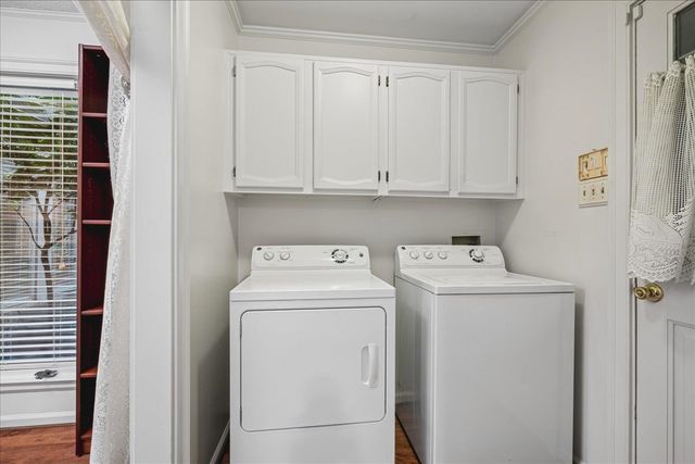 8685 CHRIS SUZANNE CIR, Memphis, TN 38018
