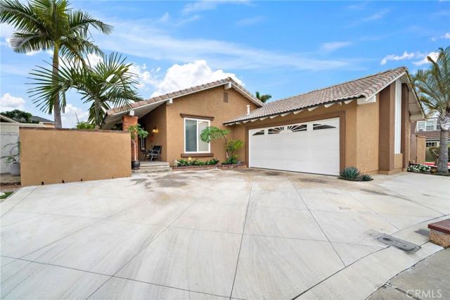 17349 Los Amigos Circle, Fountain Valley, CA 92708