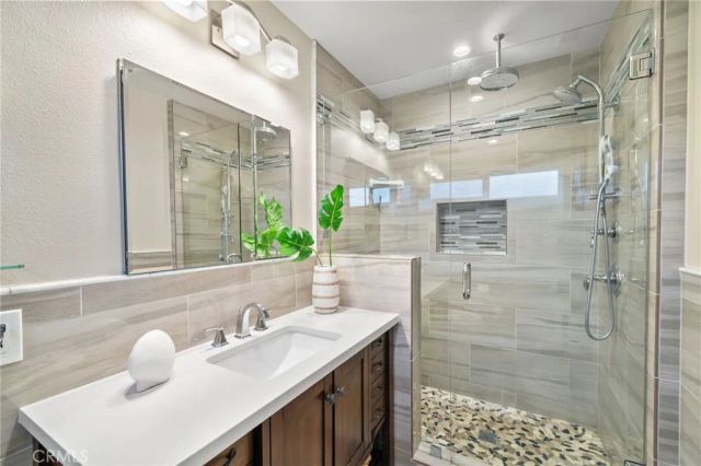 17349 Los Amigos Circle, Fountain Valley, CA 92708