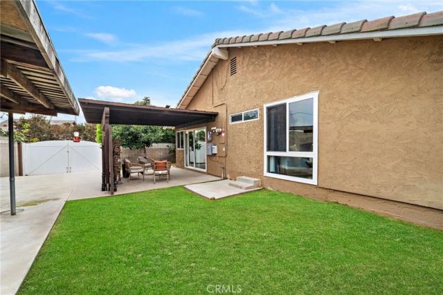 17349 Los Amigos Circle, Fountain Valley, CA 92708