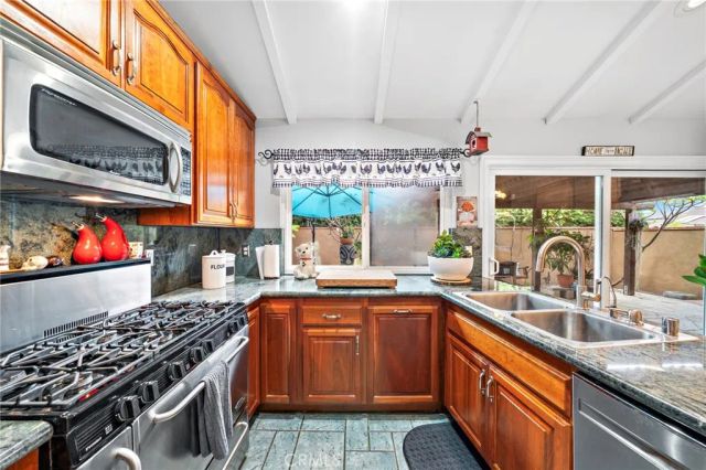 17349 Los Amigos Circle, Fountain Valley, CA 92708