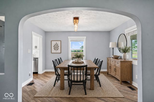 4665 S Mauxferry Road, Franklin, IN 46131