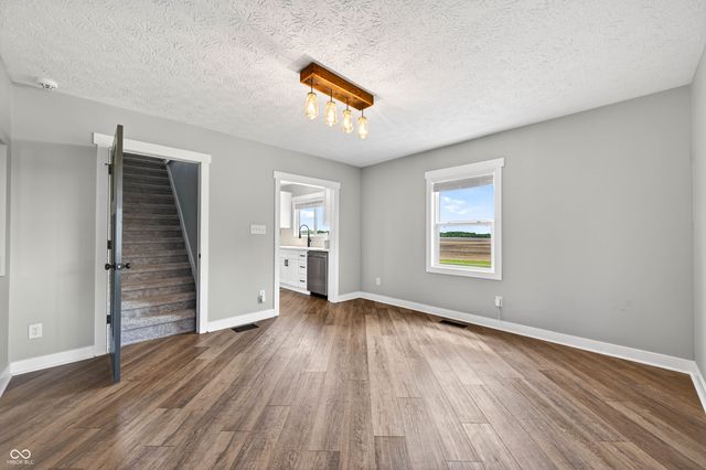 4665 S Mauxferry Road, Franklin, IN 46131