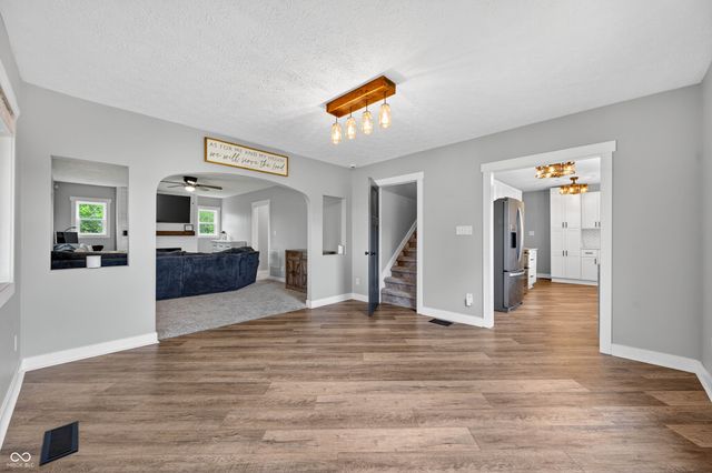 4665 S Mauxferry Road, Franklin, IN 46131