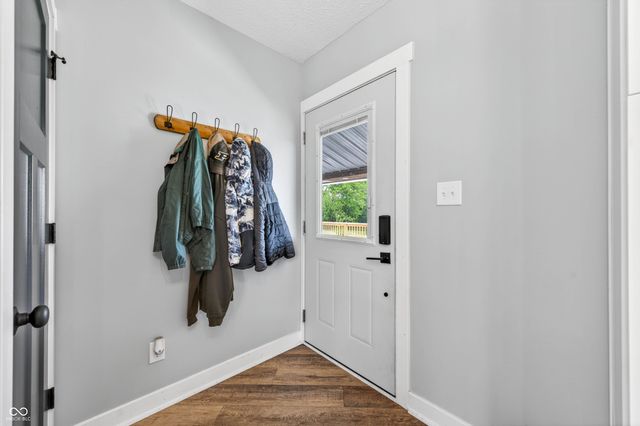 4665 S Mauxferry Road, Franklin, IN 46131