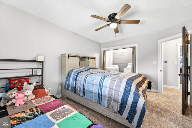 4665 S Mauxferry Road, Franklin, IN 46131