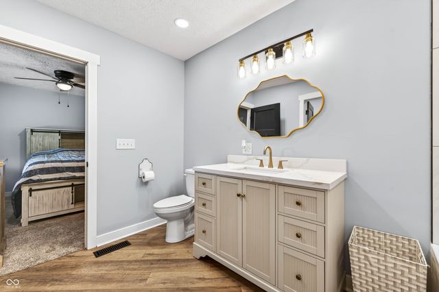 4665 S Mauxferry Road, Franklin, IN 46131