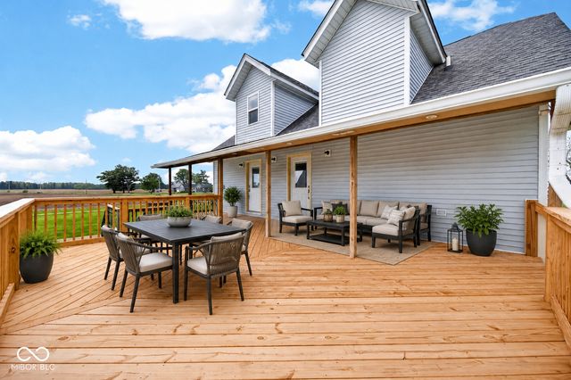 4665 S Mauxferry Road, Franklin, IN 46131