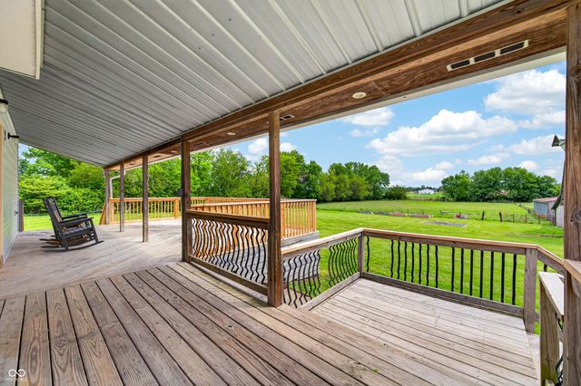4665 S Mauxferry Road, Franklin, IN 46131