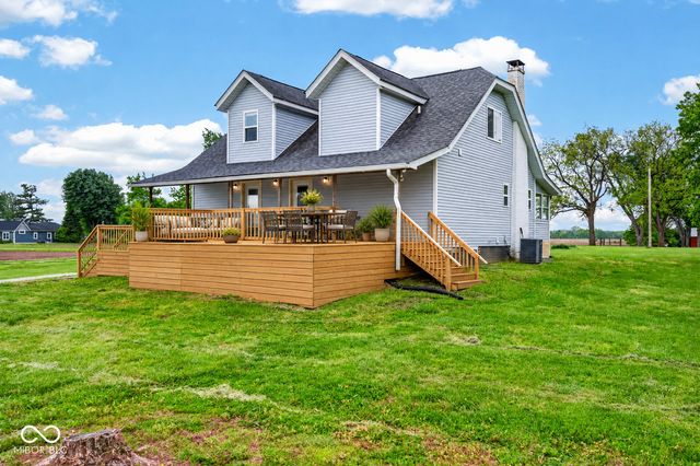 4665 S Mauxferry Road, Franklin, IN 46131