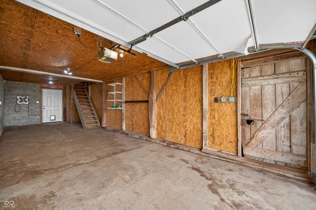 4665 S Mauxferry Road, Franklin, IN 46131