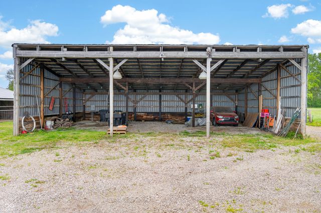 4665 S Mauxferry Road, Franklin, IN 46131