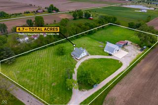 4665 S Mauxferry Road, Franklin, IN 46131