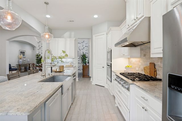 3323 Linkwood, The Colony, TX 75056