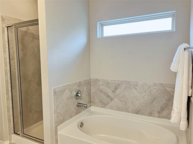 126 Courageous Side Way, Magnolia, TX 77354