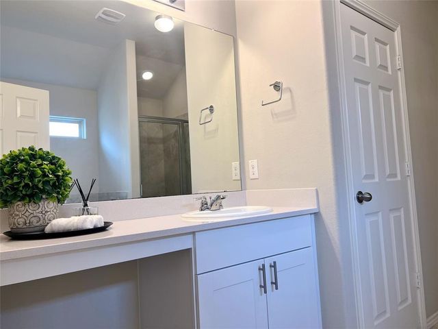 126 Courageous Side Way, Magnolia, TX 77354