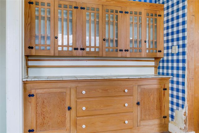 123 N Rosemont Avenue, Dallas, TX 75208