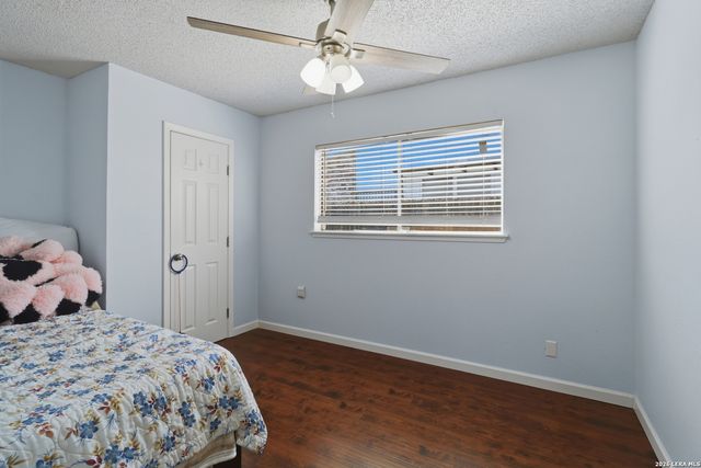 5015 Sierra Madre, San Antonio, TX 78233