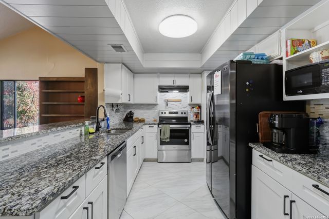 5015 Sierra Madre, San Antonio, TX 78233