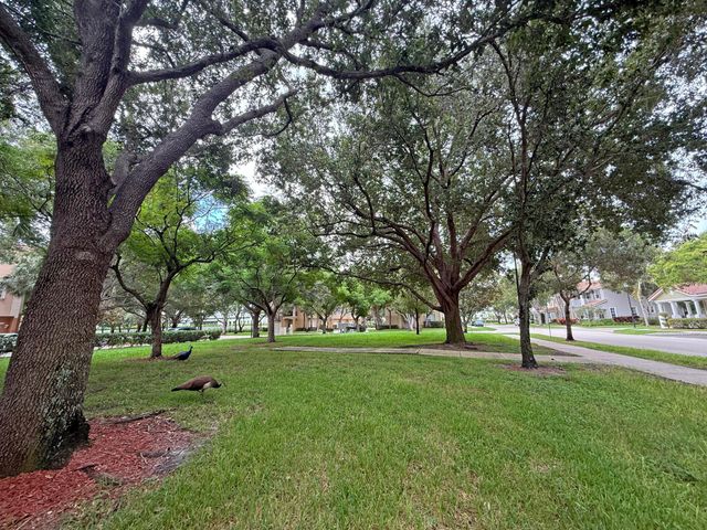 4533 Highgate Drive B, Delray Beach, FL 33445