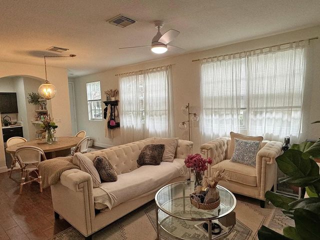 4533 Highgate Drive B, Delray Beach, FL 33445