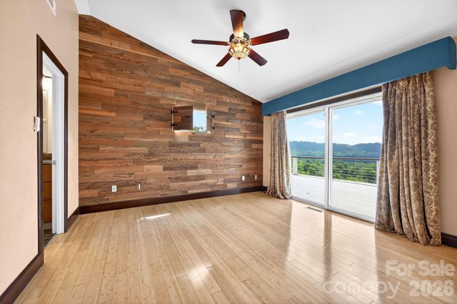 38 Lookout Road, Asheville, NC 28804