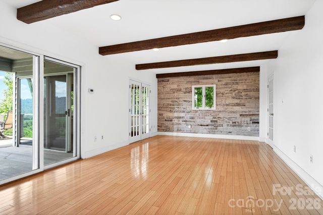 38 Lookout Road, Asheville, NC 28804