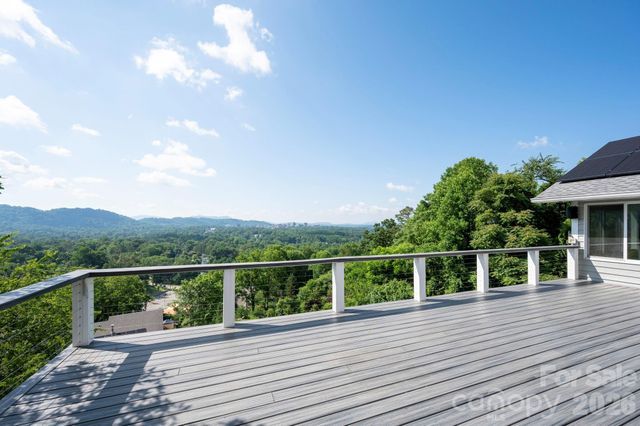 38 Lookout Road, Asheville, NC 28804