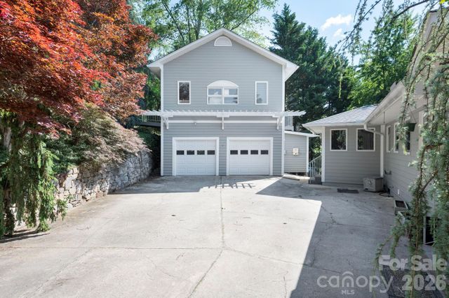 38 Lookout Road, Asheville, NC 28804