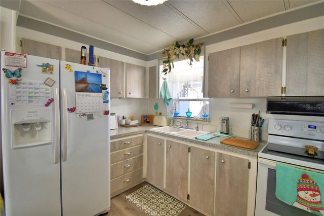 123 HOLIDAY LANE, Auburndale, FL 33823