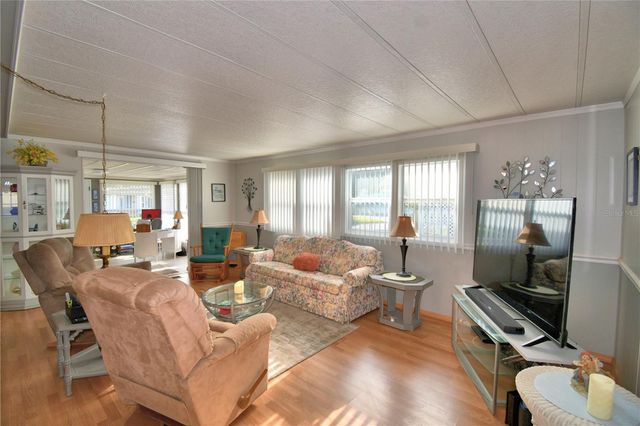 123 HOLIDAY LANE, Auburndale, FL 33823