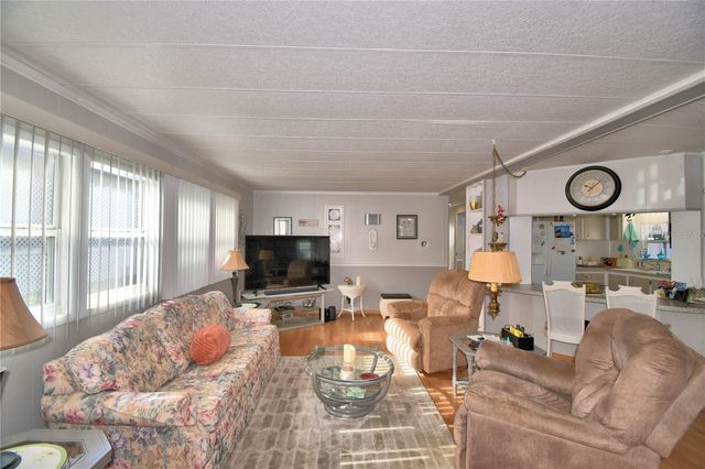 123 HOLIDAY LANE, Auburndale, FL 33823