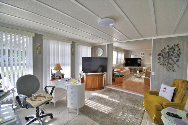 123 HOLIDAY LANE, Auburndale, FL 33823