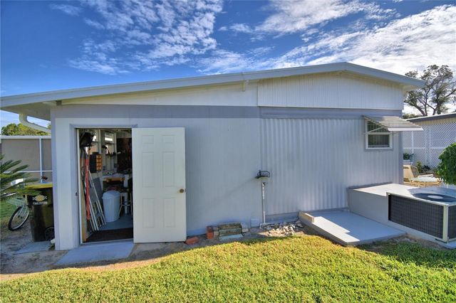 123 HOLIDAY LANE, Auburndale, FL 33823