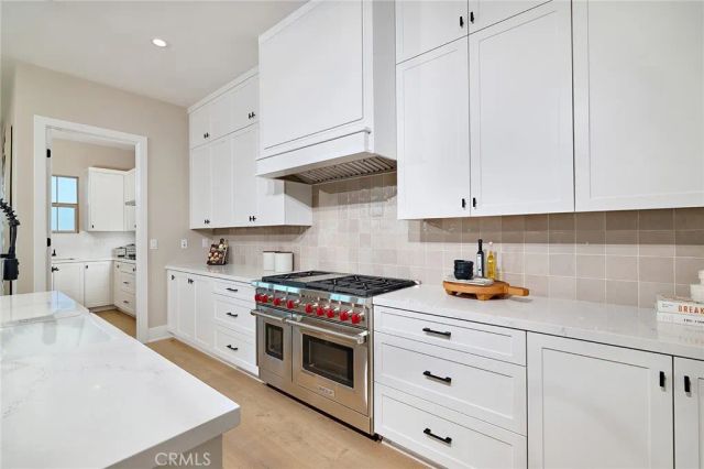 113 Oakstone, Irvine, CA 92618