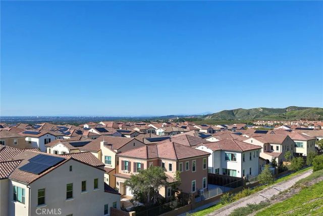 113 Oakstone, Irvine, CA 92618