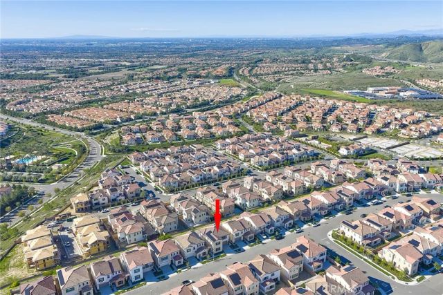 113 Oakstone, Irvine, CA 92618