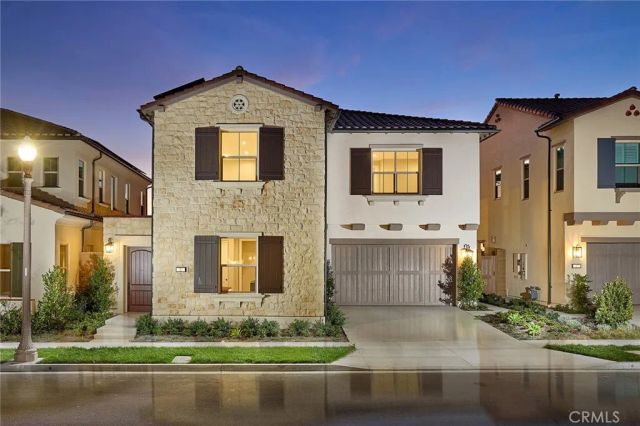 113 Oakstone, Irvine, CA 92618