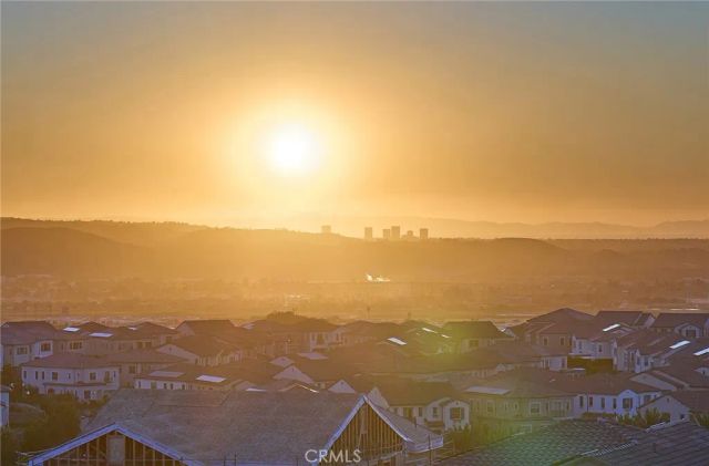 113 Oakstone, Irvine, CA 92618