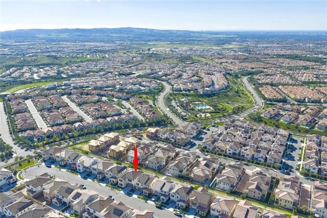 113 Oakstone, Irvine, CA 92618