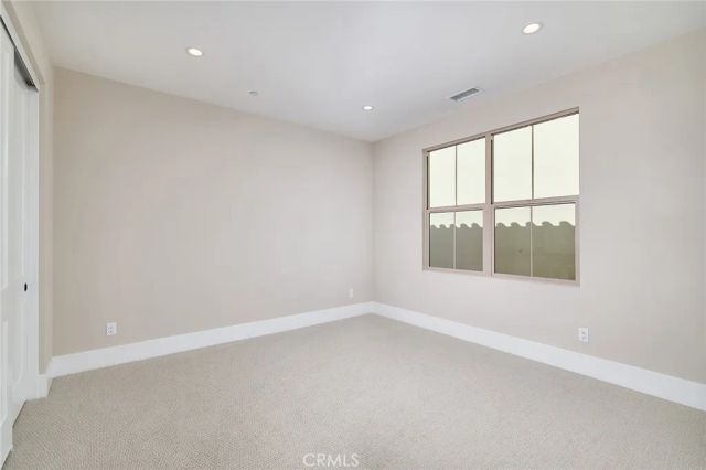 113 Oakstone, Irvine, CA 92618