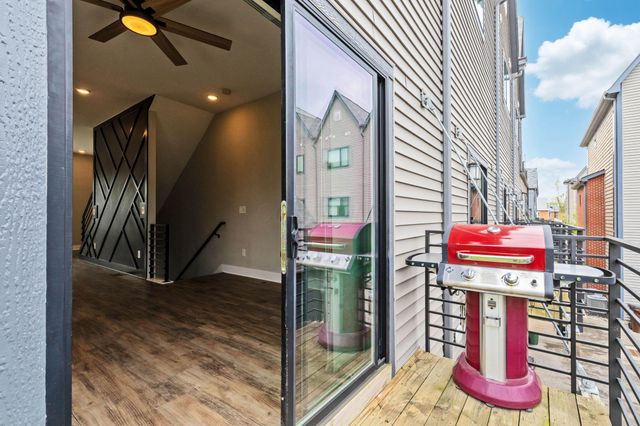 1132 Oak Street, 10, Columbus, OH 43205