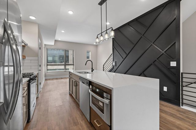 1132 Oak Street, 10, Columbus, OH 43205