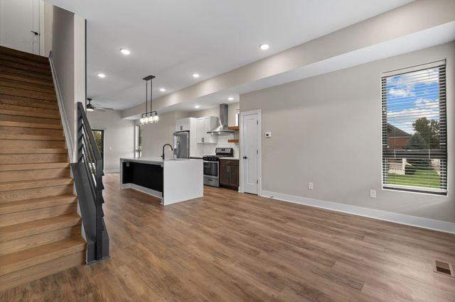 1132 Oak Street, 10, Columbus, OH 43205