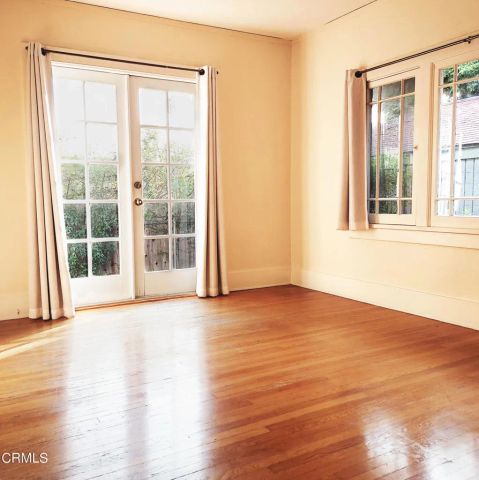 1176 E Claremont Street, Pasadena, CA 91104