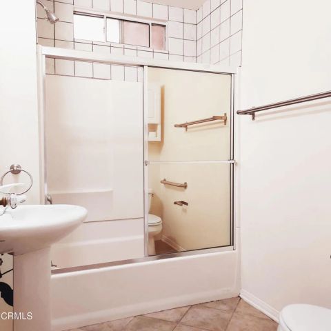 1176 E Claremont Street, Pasadena, CA 91104