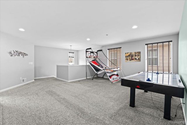 49645 Hartwick Drive, Novi, MI 48374