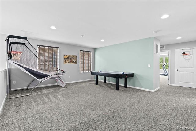 49645 Hartwick Drive, Novi, MI 48374