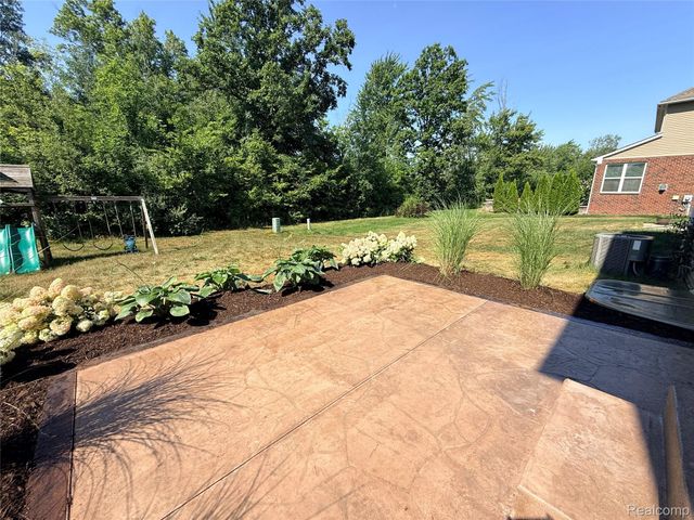 49645 Hartwick Drive, Novi, MI 48374